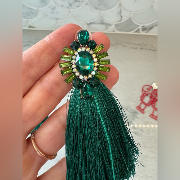 Jeweled, green tassel earrings - Picture 4 of 7